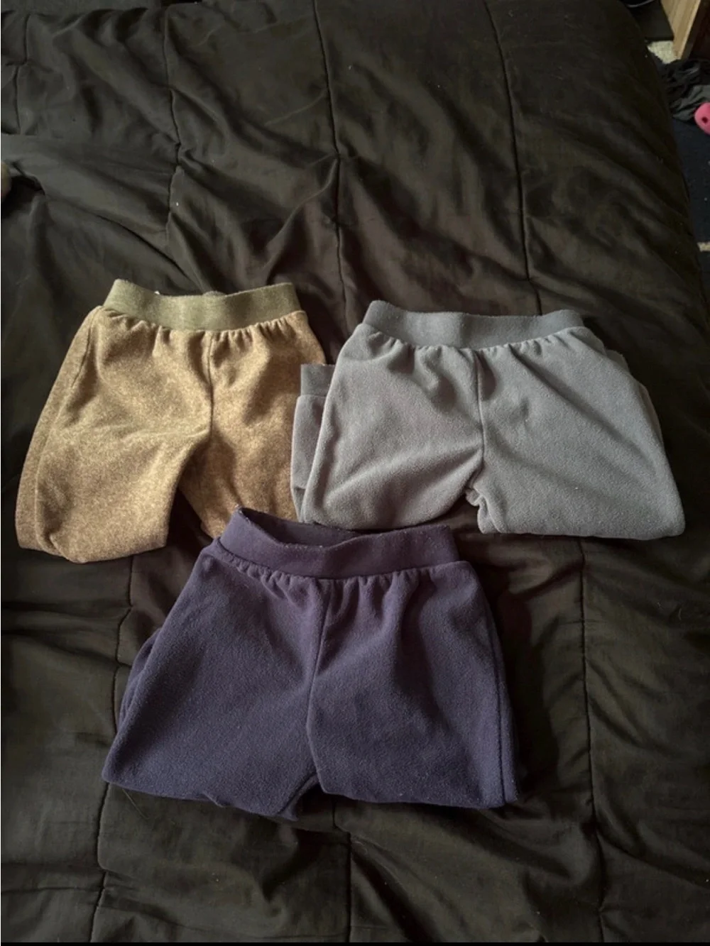 Carter’s Fleece Bottoms (12M)